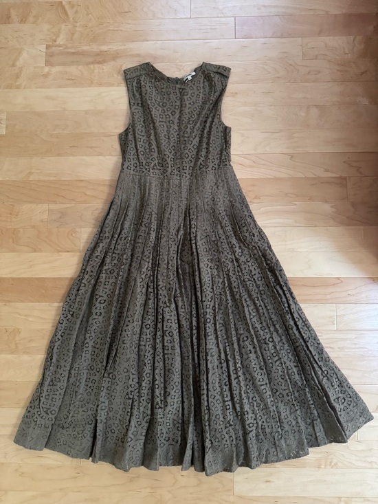 J. Crew Dresses & Skirts - J. Crew Olive Green Sleeveless Textured Maxi Dress